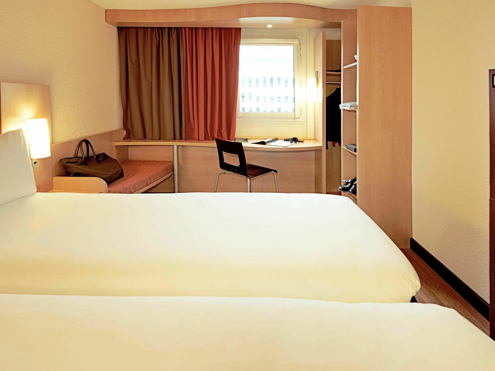 Ibis Reims Tinqueux Hotel Luaran gambar